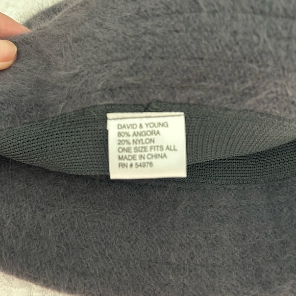 Winter hat. - Picture 2 of 3